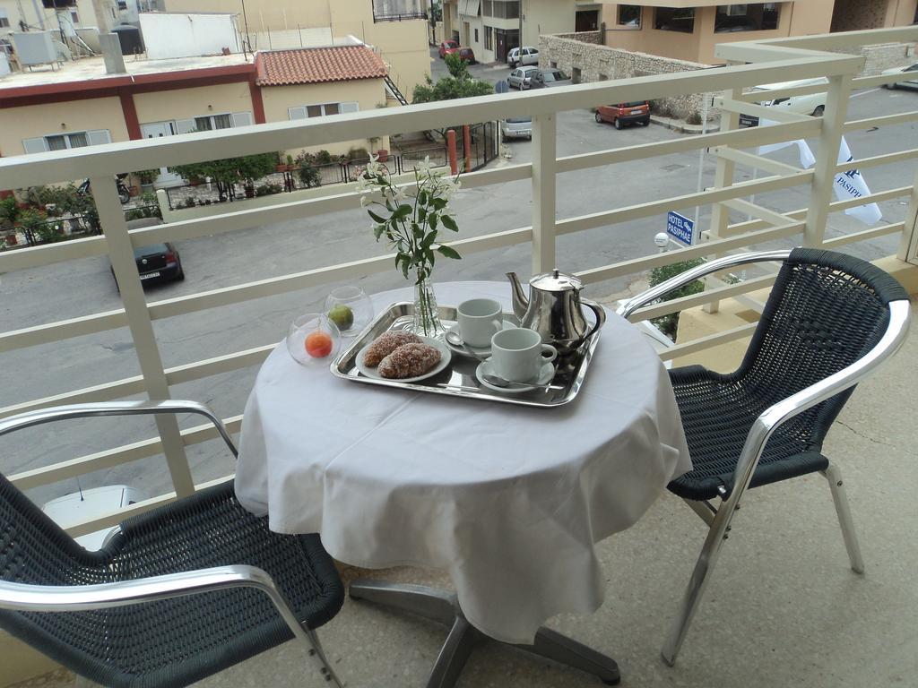 โรงแรมปาซิเฟ Heraklion  ภายนอก รูปภาพ